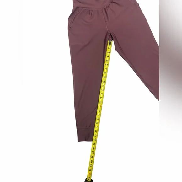 Old Navy Active Powersoft Leggings Joggers Size Small Maroon - Picture 10 of 13
